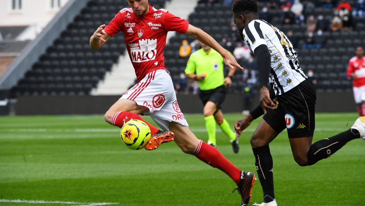 Stade Brestois vs Angers (21:00 – 29/01) | Xem lại trận đấu