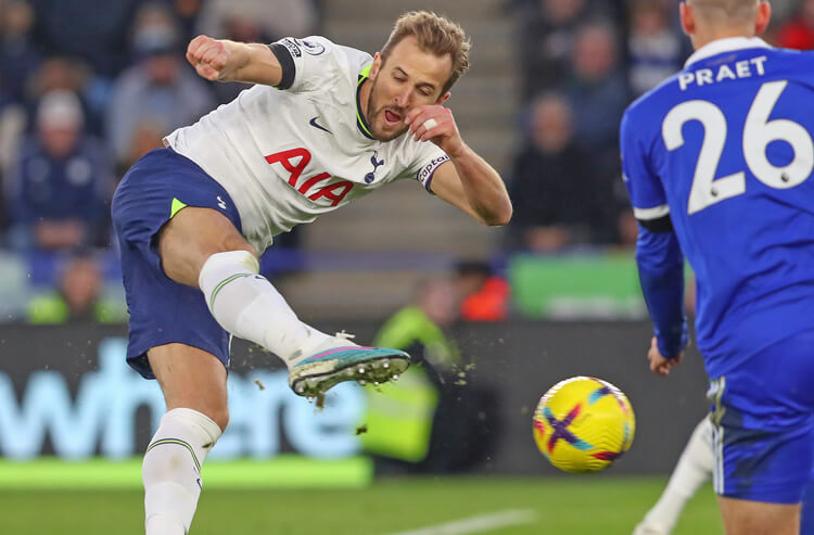 AC Milan vs Tottenham (03:00 – 15/02) | Xem lại trận đấu