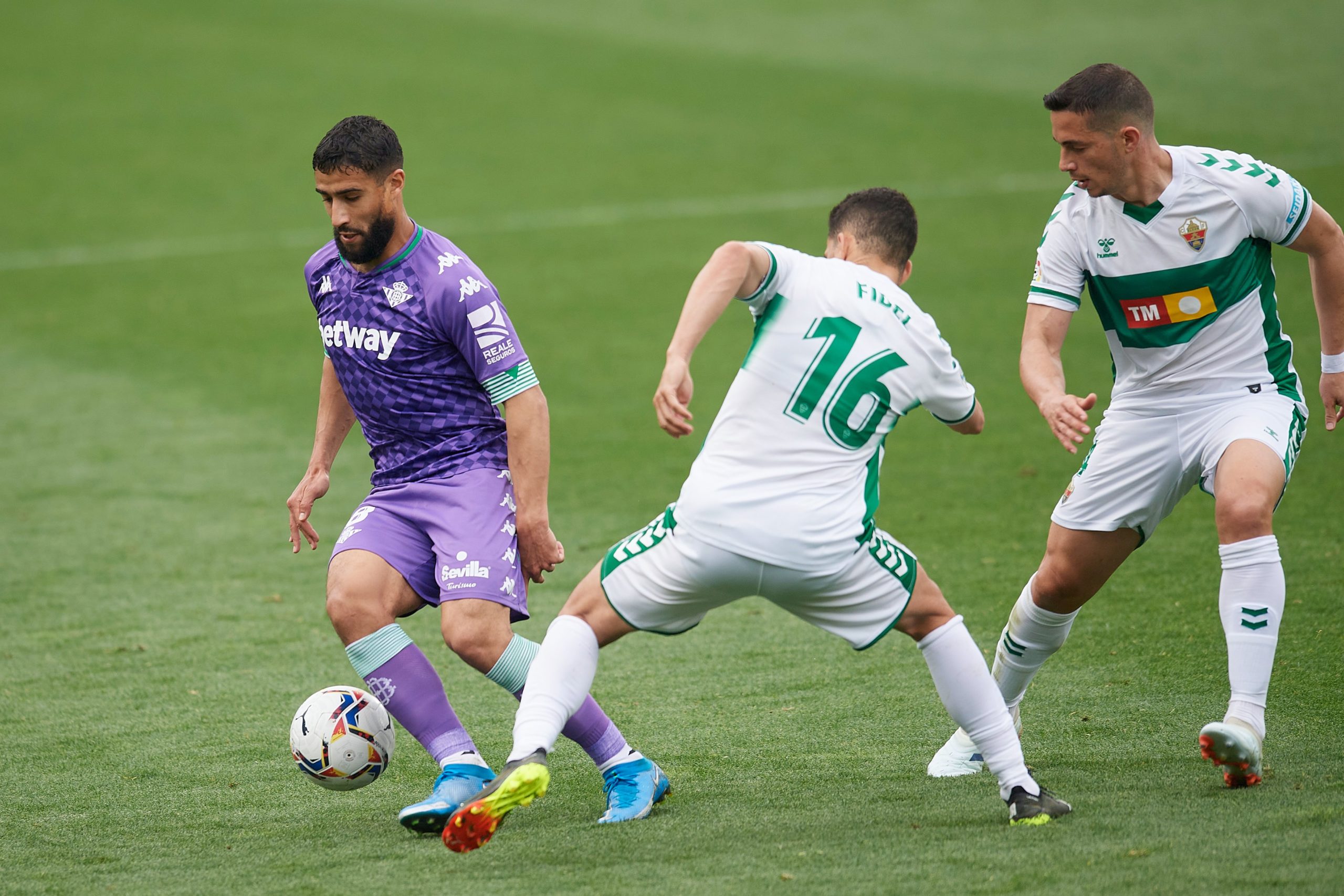 Elche vs Real Betis (03:00 – 25/02) | Xem lại trận đấu