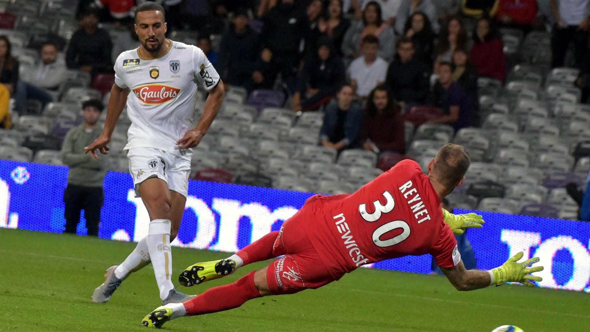 Angers vs Toulouse (21:00 – 12/03) | Xem lại trận đấu
