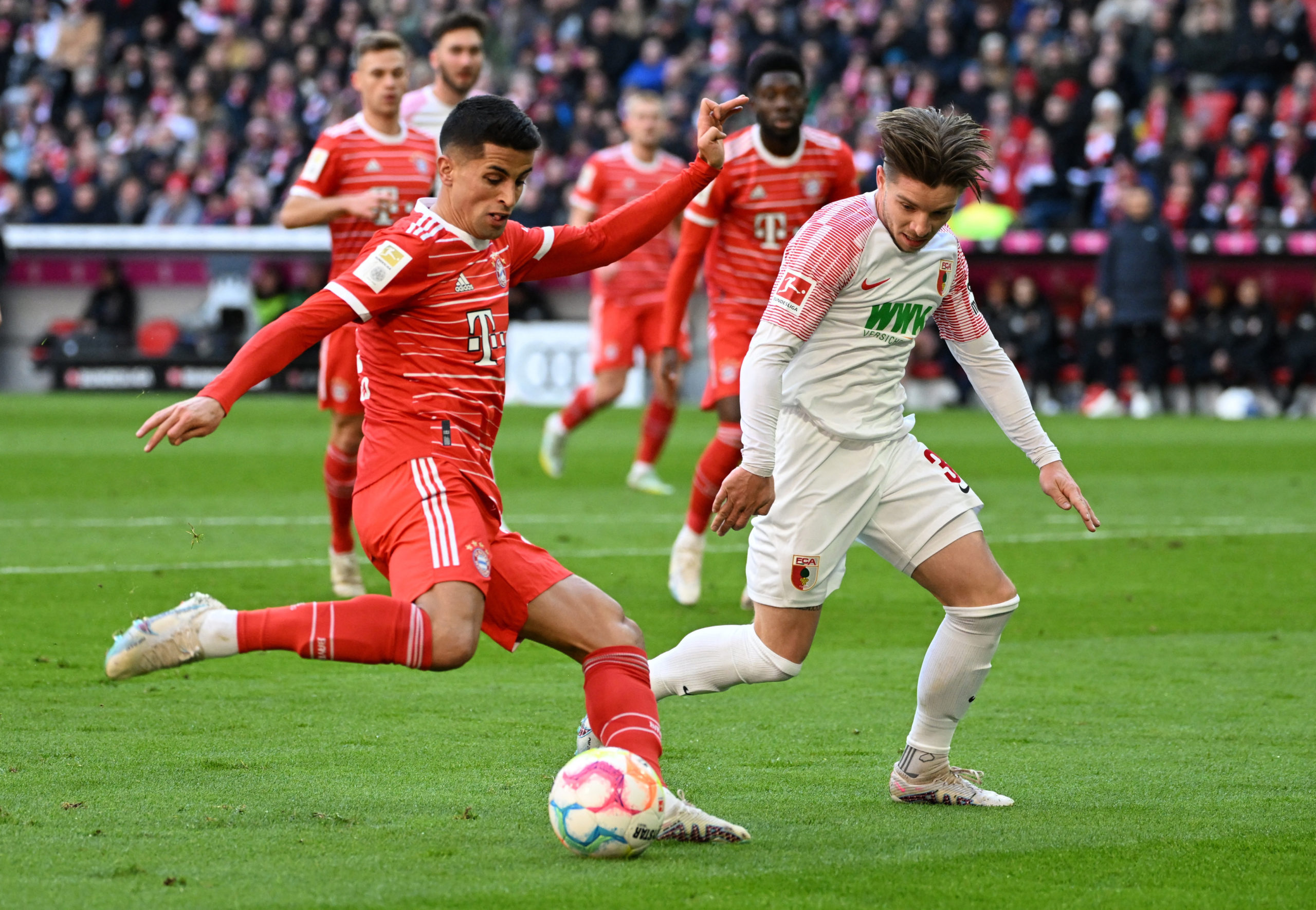 Bayern Munich vs Augsburg (21:30 – 11/03) | Xem lại trận đấu