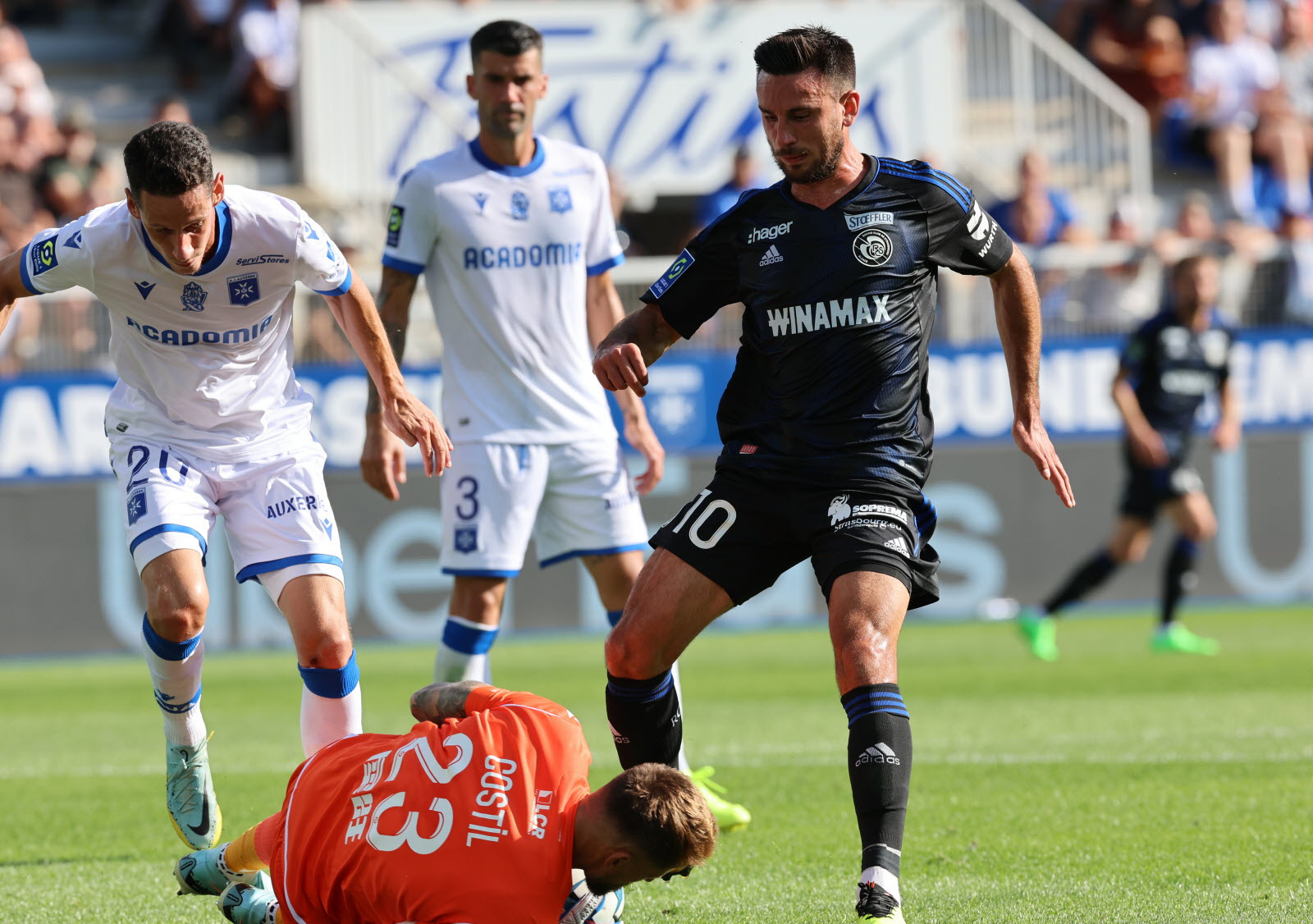 Strasbourg vs AJ Auxerre (21:00 – 19/03) | Xem lại trận đấu