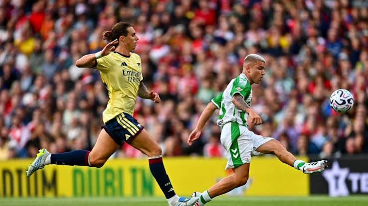 Arsenal vs Real Betis (01:45 – 06/08)